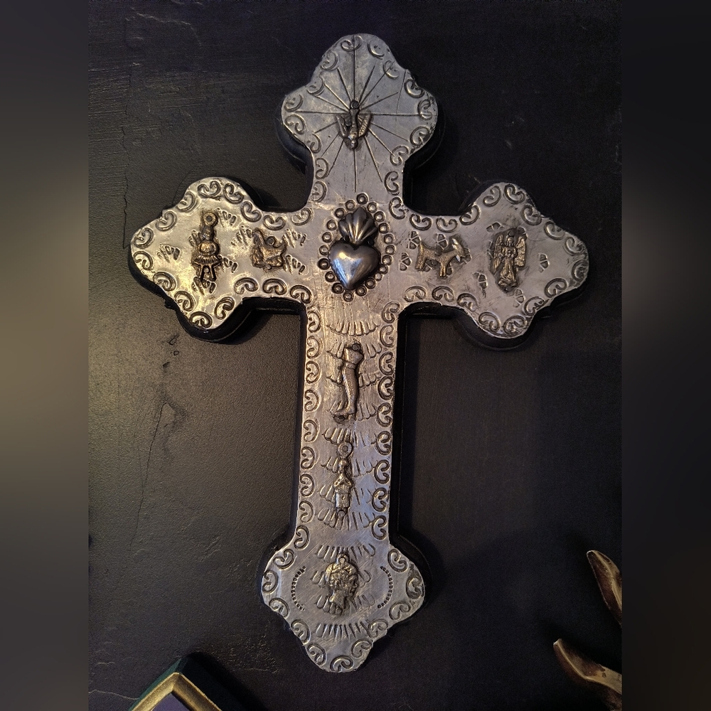 Silver Religious Wall Cross Decor